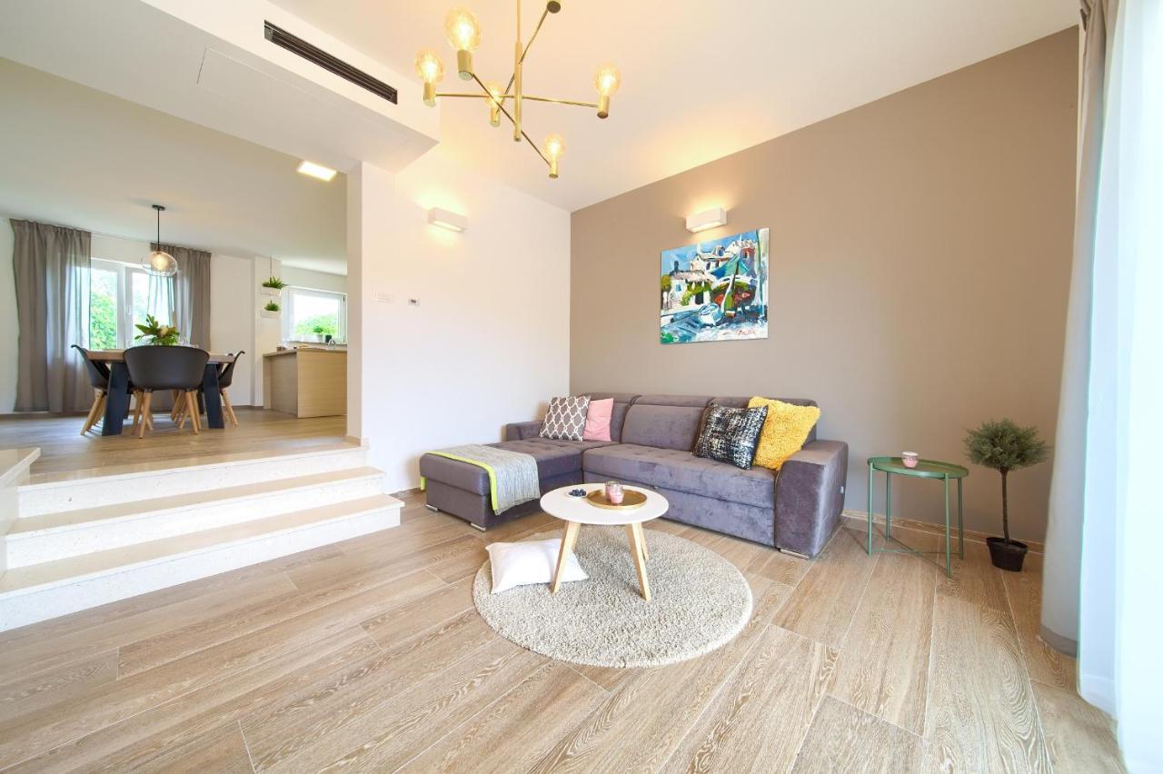 Villa Gardena Vrh  Kültér fotó